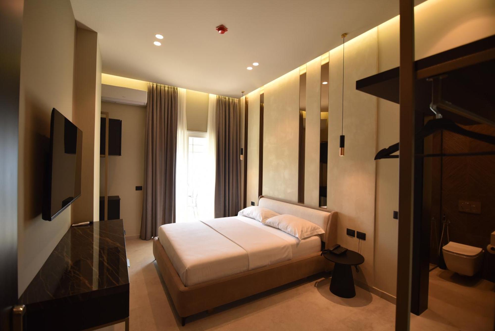Nuna Hotel Radhimë Habitación foto